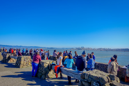San Francisco, California - February 11, 2017: Scenic view of tourists overlooking San Francisco from North Vista viewpoint.のeditorial素材