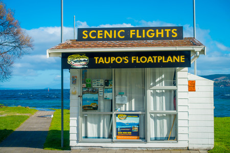NORTH ISLAND, NEW ZEALAND- MAY 18, 2017: Informative cabin od landing on Taupo New Zealandのeditorial素材