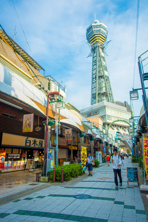 OSAKA, JAPAN - JULY 18, 2017: Tsutenkaku Tower is a tower and well-known landmark of Osaka. It is located in the Shinsekai district of Naniwa-ku, Osaka, Japan.のeditorial素材