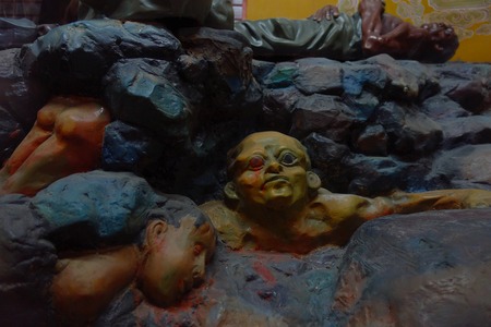 HONG KONG, CHINA - JANUARY 26, 2017: Tsz wan temple, with a hell representation in Hong Kong, Chinaのeditorial素材