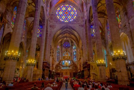 PALMA DE MALLORCA, SPAIN - AUGUST 18 2017: Interior view of Cathedral of Santa Maria of Palma La Seu in Palma de Mallorca, Spainのeditorial素材