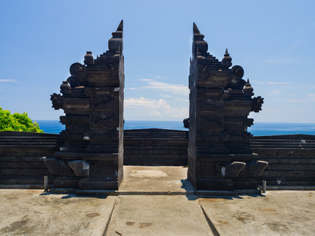 BALI, INDONESIA - MARCH 11, 2017: Entrance of an Indu temple in Ubud, in the island of Bali, located in Indonesiaのeditorial素材