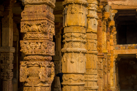 DELHI, INDIA - SEPTEMBER 25 2017: Detail of Qutub Minar, the tallest free-standing stone tower in the world, and the tallest minaret in India, constructed with red sandstone and marble in 1199 ADのeditorial素材