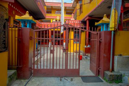 POKHARA, NEPAL - OCTOBER 06 2017: Outdoor view of the enter to the Tibetan refugee settlement in Nepalのeditorial素材