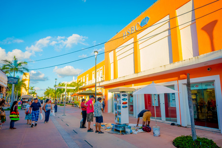 COZUMEL, MEXICO - NOVEMBER 09, 2017: Beautiful outdoor view of many tourists enjoying the city of Cozumel, walking around of many stores in downtownのeditorial素材