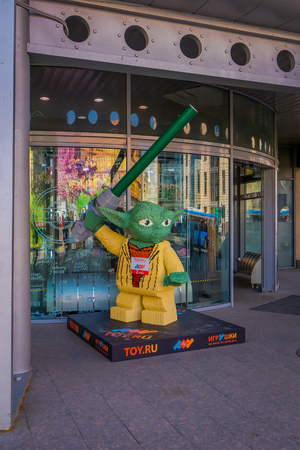 MOSCOW, RUSSIA- APRIL, 29, 2018: Outdoor view of yoda lego at the enter of a store located in Manezhnaya square in Moscowのeditorial素材