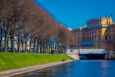 ST PETERSBURG, RUSSIA-OCTOBER 3, 2016. Moika river and First Garden bridge in sunny day in St Petersburgのeditorial素材