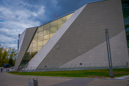 BELARUS, MINSK - MAY 01, 2018: Facade of Belarusian Great Patriotic War Museum and monument, sunny dayのeditorial素材