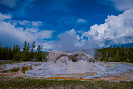 Closeup of Giant Geyser, the second tallest geyser of the world. Upper Geyser Basin, Yellowstone National Park in Usa.の写真素材