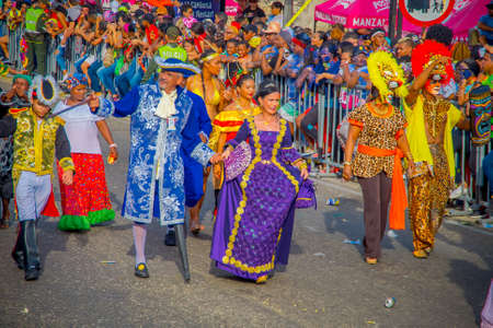 CARTAGENA, COLOMBIA - NOVEMBER 07, 2019: Parader in costume at the independece day parade on the streets of Cartagenaのeditorial素材