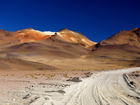 Borax mountain in southern Altiplano (Bolivia)の写真素材