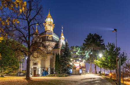 CZECH REPUBLIC, PRAGUE - OCTOBER 17, 2008: Hanavsky Pavilion in Art Nouveau architectural style by night. Letna Gardens, Prague, Czech Republic.のeditorial素材