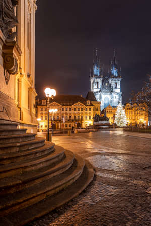 PRAGUE, CZECH REPUBLIC - DECEMBER 21, 2020: Christmas time in Prague. Decorated Christmas tree on Old Town Square, Czech: Staromestske namesti, Prague, Czech Republicのeditorial素材