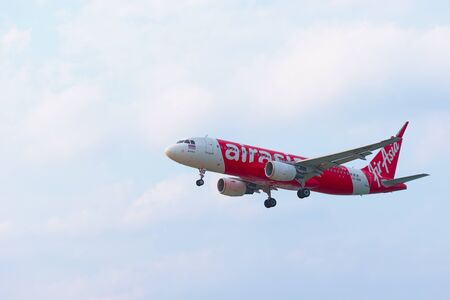 PHUKET, THAILAND - CIRCA FEB 2016: Airasia (Air-Asia) Commercial Passenger Plane Landing. Airbus A320-216のeditorial素材