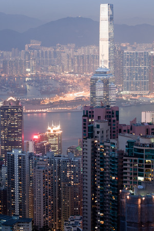 HONG KONG - FEBRUARY 1, 2013: Hong Kong downtown at night lighting on February 1st 2013.のeditorial素材