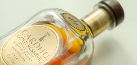 LONDON, UNITED KINGDOM - OCTOBER 11, 2020 Bottle of Cardhu Gold Reserve, single malt scotch whisky cask selection, made at a  Speyside distillery near Archiestown, Moray, Scotlandのeditorial素材