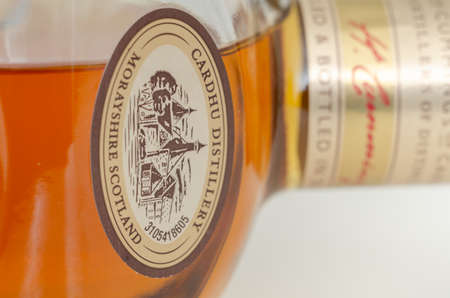 LONDON, UNITED KINGDOM - OCTOBER 11, 2020 Bottle of Cardhu Gold Reserve, single malt scotch whisky cask selection, made at a  Speyside distillery near Archiestown, Moray, Scotlandのeditorial素材