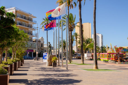 SANTIAGO DE LA RIBERA, SPAIN - JUNE 10, 2022 Beautiful promenade in the coastal town of Santiago de la Ribera in the province of Murciaのeditorial素材