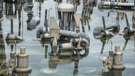 Disconnected fountain, equipment for a musical fountain in the water