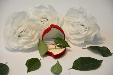 Ring, flowers and leavesの写真素材