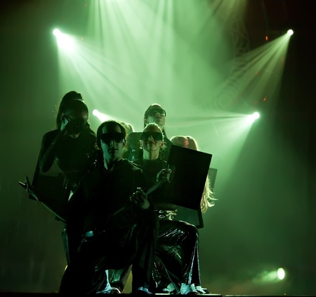 CHENGDU - OCT 25: The famous Hungarian modern dance drama "Evening Banquet" performed by Hungarian Experidance Troupe at JINCHENG theater OCT 25, 2008 in Chengdu, China.のeditorial素材