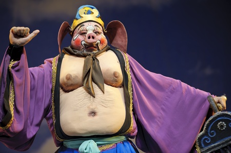 CHENGDU - Jul 23: The famous chinese opera "Monkey King : Flaming Mountain" performed by Sichuan Opera Theater at Arts Academy theater of Sichuan Jul 23, 2010 in Chengdu, China.のeditorial素材