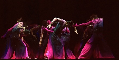 CHENGDU - DEC 14: Chinese modern group dance "Plums in Plum Garden" performed by Nanjing Arts Institute at Golden theater in the 7th national dance competition of china on DEC 14,2007 in Chengdu, China.のeditorial素材