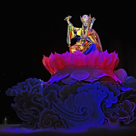 CHENGDU - Jan 20: Tibetan ethnic dance drama "Tian Mu" performed by Gesar Tibetan Opera Troupe of Seda at JinJing theater Jan 20, 2010 in Chengdu, China.のeditorial素材
