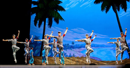 The famous chinese ballet "The Red Detachment of Women" performed by The national ballet of china at SICHUAN coliseum SEP 5, 2010 in Chengdu, China.のeditorial素材