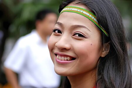 CHENGDU - MAY 23: Vietnamese artist perform folk dance in the 1st International Festival of the Intangible Cultural Heritage China,2007 on May 23, 2007 in Chengdu, China.のeditorial素材