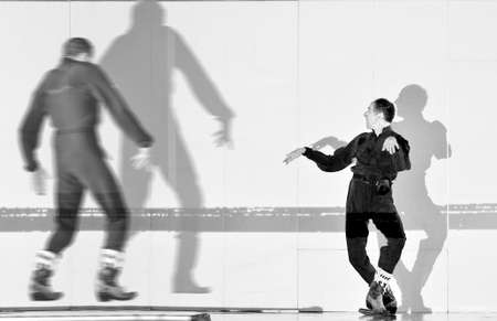 CHENGDU - APR 20: Frence modern dancer performs Dance contemporary on stage at at JINSHA theater on Apr 20, 2011 in Chengdu, China.The dancer is the famous France modern hoofer Dominique Boivin.のeditorial素材