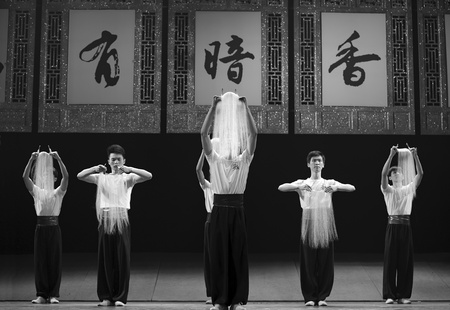CHENGDU - JUN 7: Chinese Yue opera performer make a show on stage to compete for awards in 25th Chinese Drama Plum Blossom Award competition at Shengge theater.Jun 7, 2011 in Chengdu, China.
Chinese Drama Plum Blossom Award is the highest theatrical awardのeditorial素材