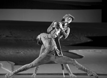 CHENGDU - MAY 25: Chinese Modern Dance Drama Red Army flower perform on stage at Xinan theater on May 25, 2011 in Chengdu, China.のeditorial素材