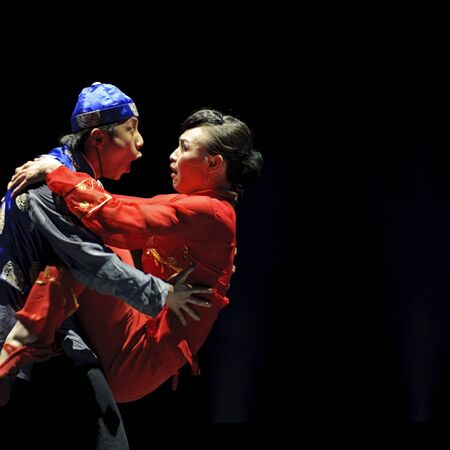 CHENGDU - DEC 10: Modern dancers perform duo dance on stage at JINCHENG theater in the 7th national dance competition of china.Dec 10,2007 in Chengdu, China.
Choreographer: Yang Xiangdong, Gao Bin, actor: Tang Linjia,Hai Weiqingのeditorial素材