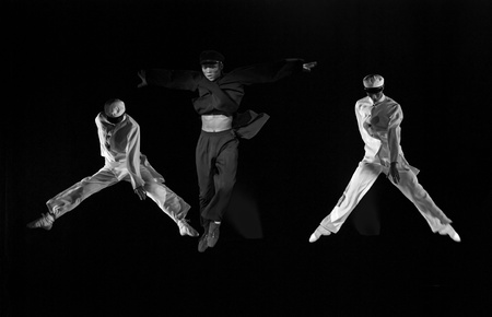 CHENGDU - DEC 10: modern dancers perform group dance on stage at JINCHENG theater in the 7th national dance competition of china on Dec 10,2007 in Chengdu, China.のeditorial素材