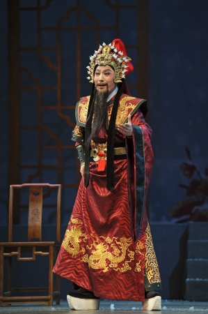 CHENGDU - JUN 7: Chinese Yue opera performer make a show on stage to compete for awards in 25th Chinese Drama Plum Blossom Award competition at Shengge theater.Jun 7, 2011 in Chengdu, China.
Chinese Drama Plum Blossom Award is the highest theatrical awardのeditorial素材