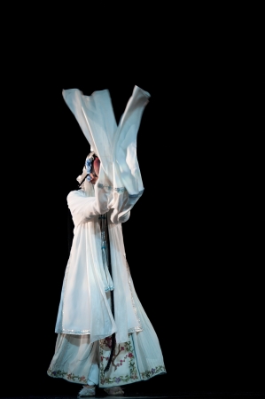 CHENGDU - SEPT 29: chinese famous opera artist Tian Mansha performs Concept opera Sigh on stage at JinSha theater Sept 29, 2011 in Chengdu, China.のeditorial素材