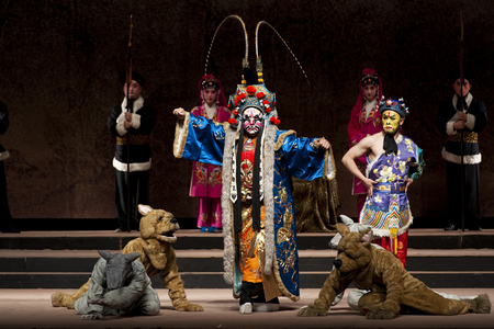 CHENGDU - NOV 25, 2014: chinese traditional opera actors perform on stage at Jiaozi theater.のeditorial素材