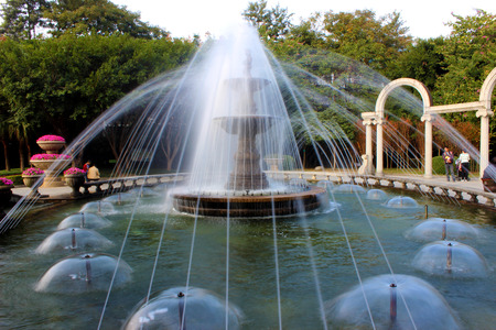 Water foundtain in the parkのeditorial素材