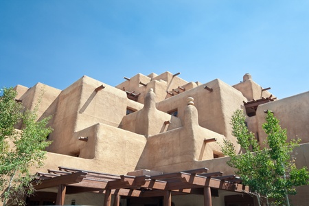 Adobe style hotel in Santa Fe, New Mexico.  Trying to look like a Native American puebloのeditorial素材