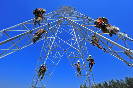 Pylon construction workersのeditorial素材