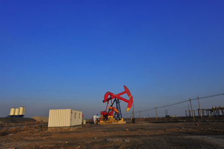 Rusty drill pipe and drillのeditorial素材
