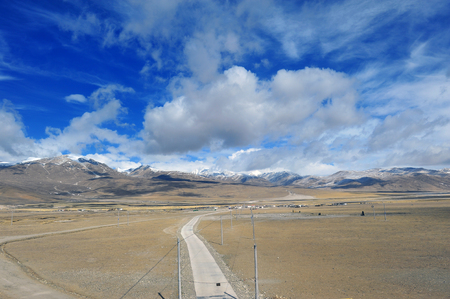 The plateau snow mountainの写真素材