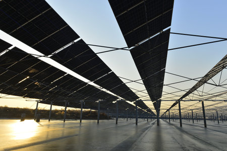 Solar photovoltaic panels and solar photovoltaic power generation systems