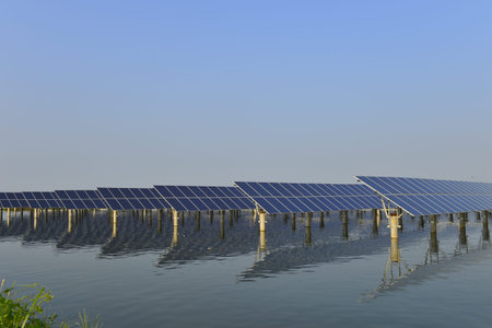 Solar photovoltaic panels and solar photovoltaic power generation systems
