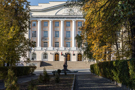 Yekaterinburg, Sverdlovsk Russia - 09 09 2021: Yekaterinburg Suvorov Military School Ministry of Defense of the Russian Federation and students. Facade of building with two flags and signsのeditorial素材