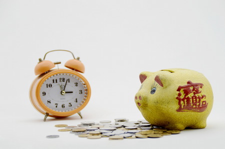 Golden pig piggy bank cansのeditorial素材