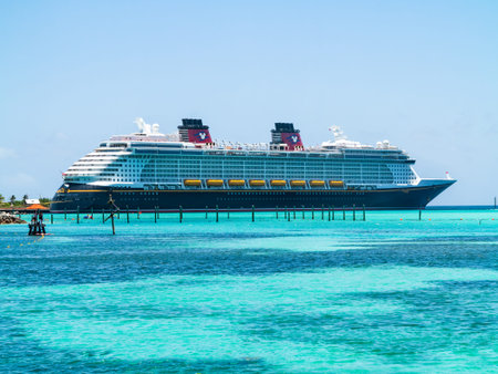 CASTAWAY CAY, THE BAHAMAS - May 19th, 2017 - The Disney Fantasy docked at Castaway Cay in the Bahamasのeditorial素材