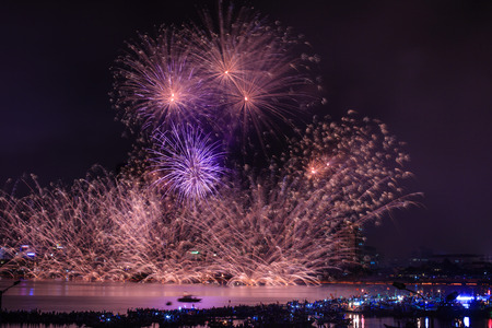 Vietnam Da Nang city April 28 2015: Festival International Fireworks Competition 2015 in Da Nang on the banks of the Han River in Da Nang city centerのeditorial素材