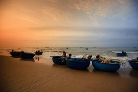 Lagi beach, Vietnam - August 31, 2015: the daily work of restless fishing village Lagi, BinhThuan province, Vietnam Lagi, BinhThuan province, Vietnamのeditorial素材